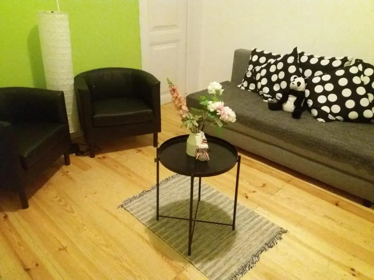 At Ease Inn Residence Lisboa Hostel