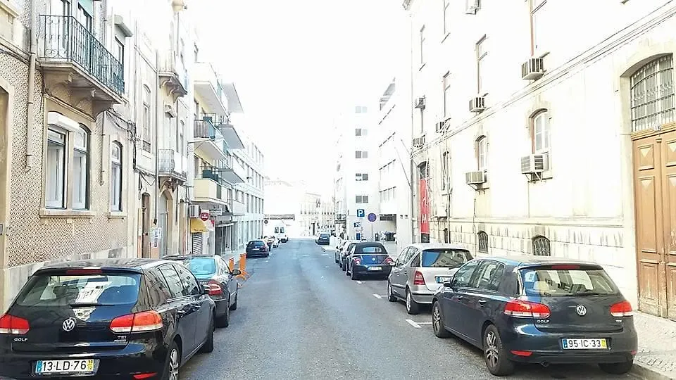 Hostel At Ease Inn Residence Lisbon